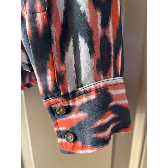 Guess Chic Geometric Button Front Sheer Top Womens XS - Picture 7 of 11